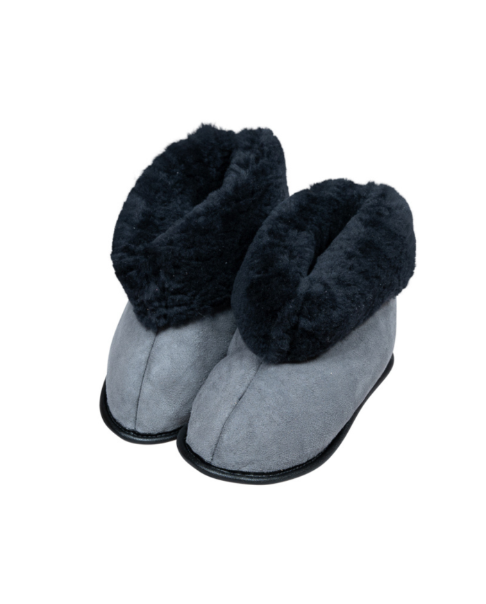 Chausson en peau d'agneau et semelle en cuir MATTES