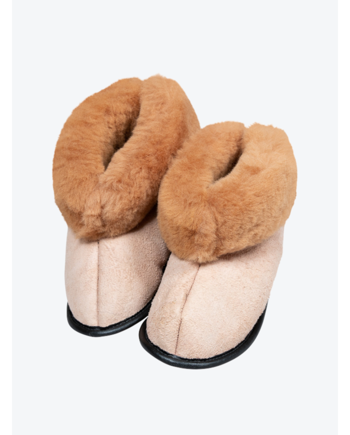Chausson en peau d'agneau et semelle en cuir MATTES