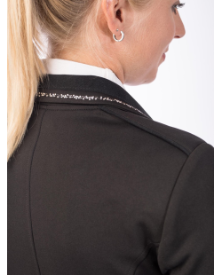 Veste de compétition en stretch de haute qualité.