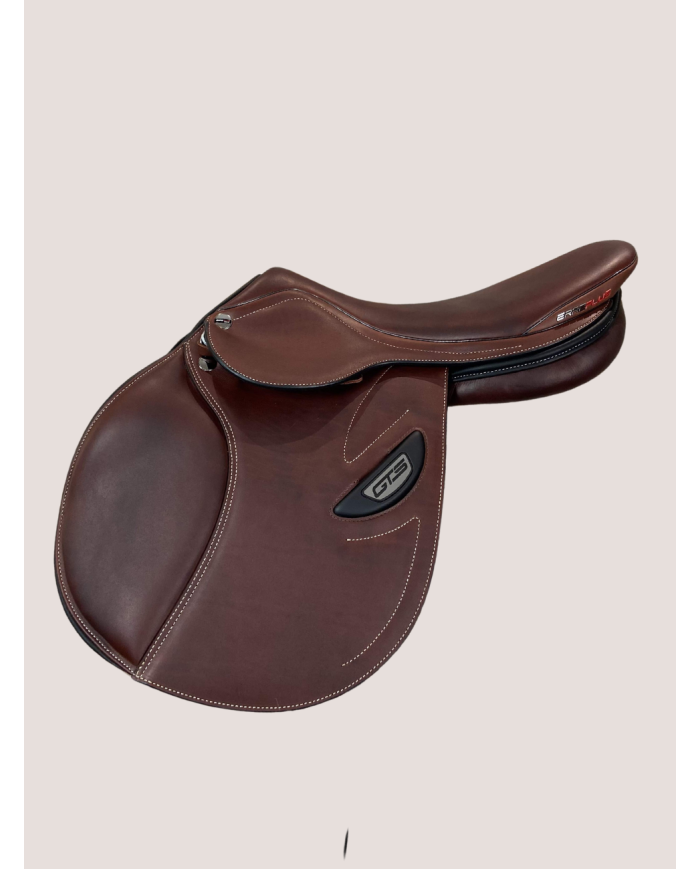 Selle ERREPLUS GTS, matelassure fitable, matelassure de la selle adaptable au cheval. Selle en cuir de taureau