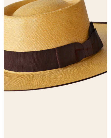 Sombrero portugais. Sombrero artisanal. Sombrero portugais artisanal en paille.