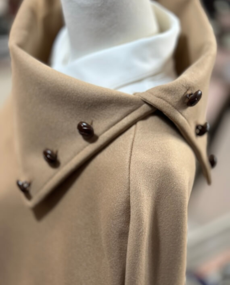 Poncho campero beige