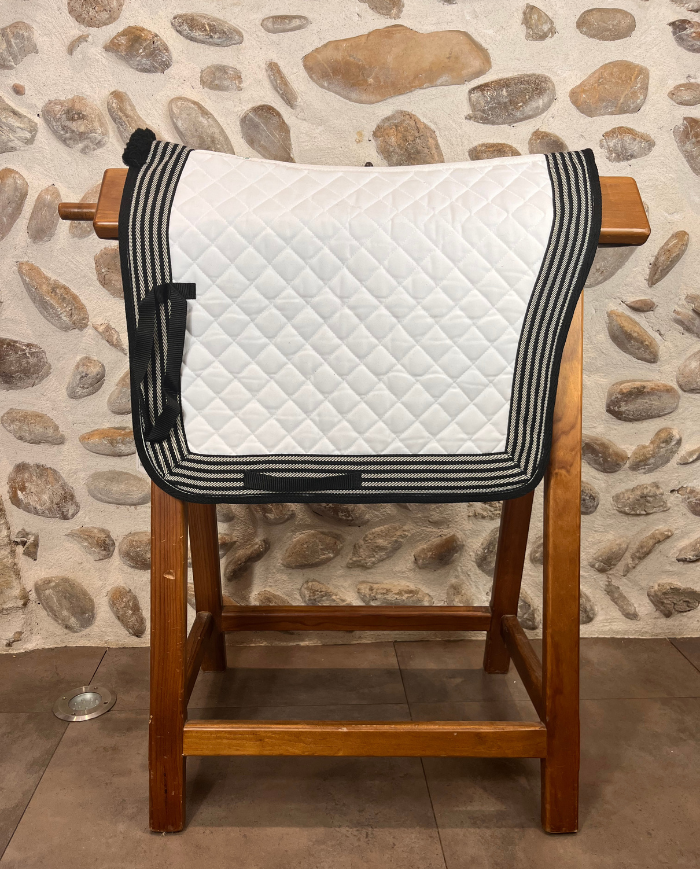 BLACK FRIDAY - Tapis portugais blanc et noir