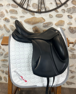 OCCASION - SELLE DE DRESSAGE ERREPLUS CONNECT WR 18